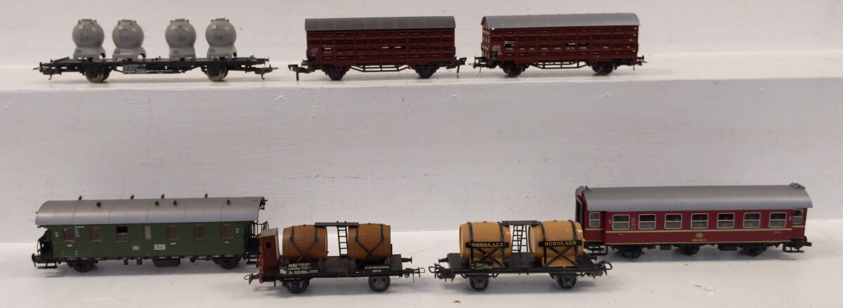Roco HO Scale Assorted Fright & Passenger Cars [7] EX