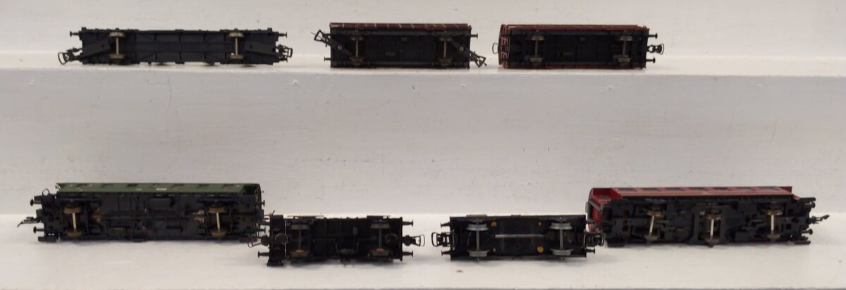 Roco HO Scale Assorted Fright & Passenger Cars [7] EX