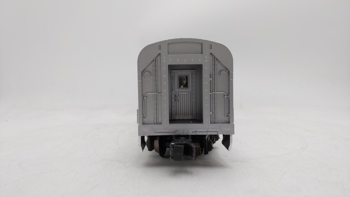 Lionel 6-9579 O Gauge Burlington "Silver Kettle" Aluminum Vista Dome Car EX