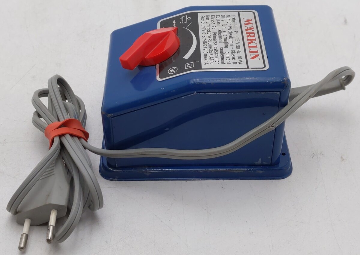 Marklin 6505 Vintage HO 125V Transformer VG