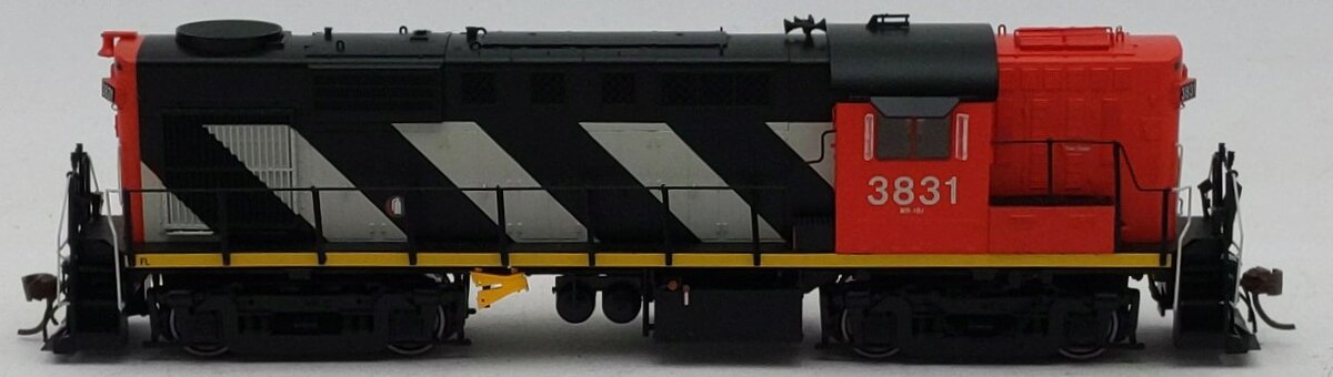 Rapido Trains 32522 HO Canadian National MLW RS-18 Diesel Loco Sound #3831