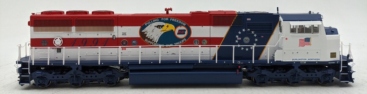 Athearn G67420 HO BN/Desert Storm SD60M Diesel Locomotive #1991 w/DCC & Sound