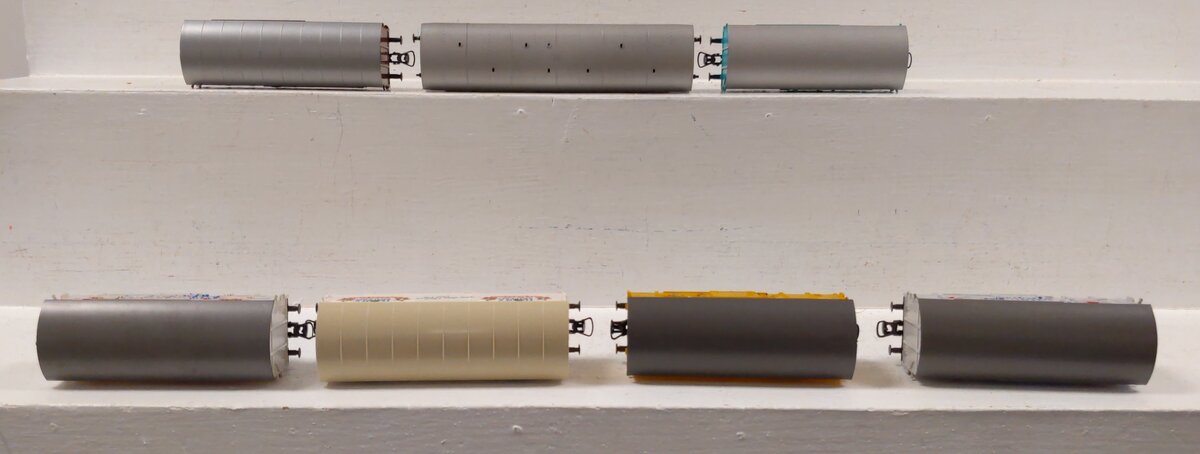 Roco HO Scale Assorted Freight Cars [5] EX