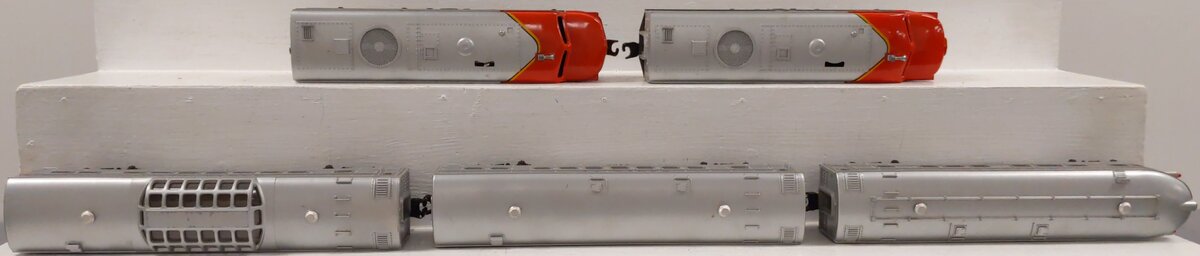 Lionel 11490 Vintage O Santa Fe 5-Unit Diesel Passenger Set VG/Box