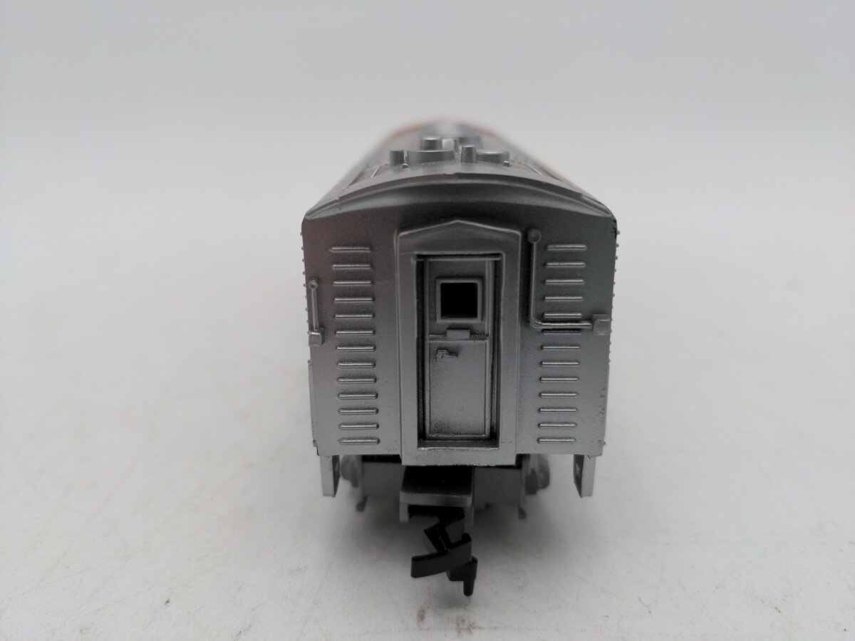 Model Power HO Scale Santa Fe Diesel Locomotive (Unpowered) VG