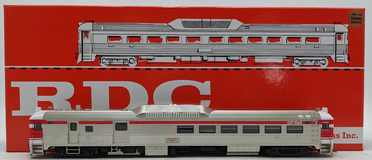 Rapido Trains 016740 HO CP Rail RDC-3 Diesel #9021 w/ DCC & Sound