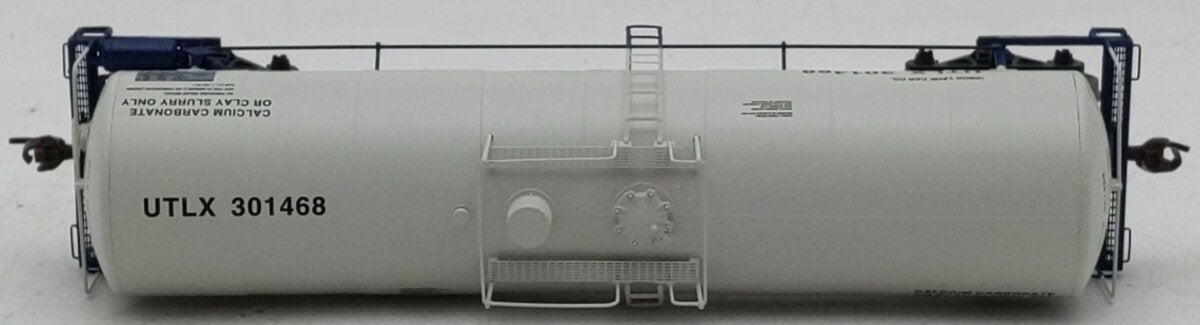 Athearn 16683 HO UTLX/White & Blue Ready-to-Run 16,000-Gallon Tank #301468