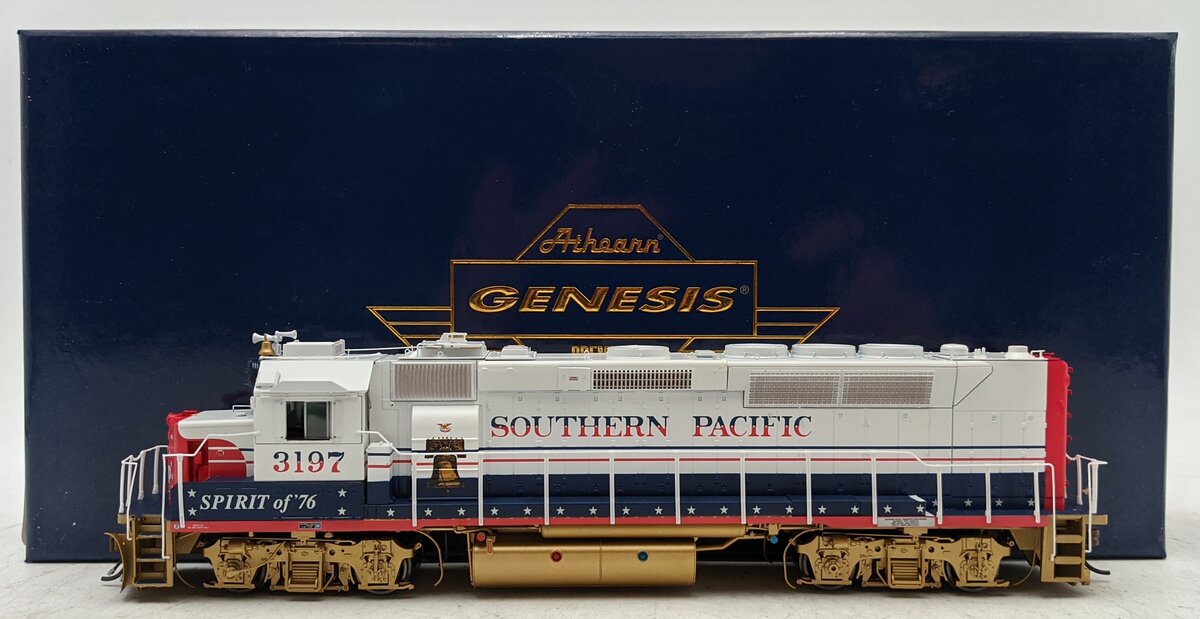 Athearn G40858 HO SP/Bicentennial GP40P-2 Diesel Locomotive w/DCC & Sound #3197