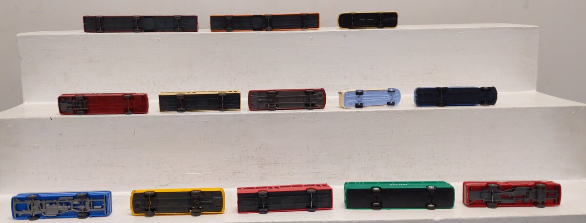 Wiking HO Scale Assorted Cars [13] EX