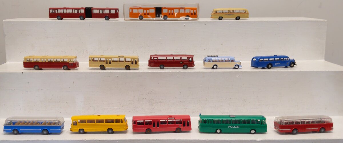 Wiking HO Scale Assorted Cars [13] EX