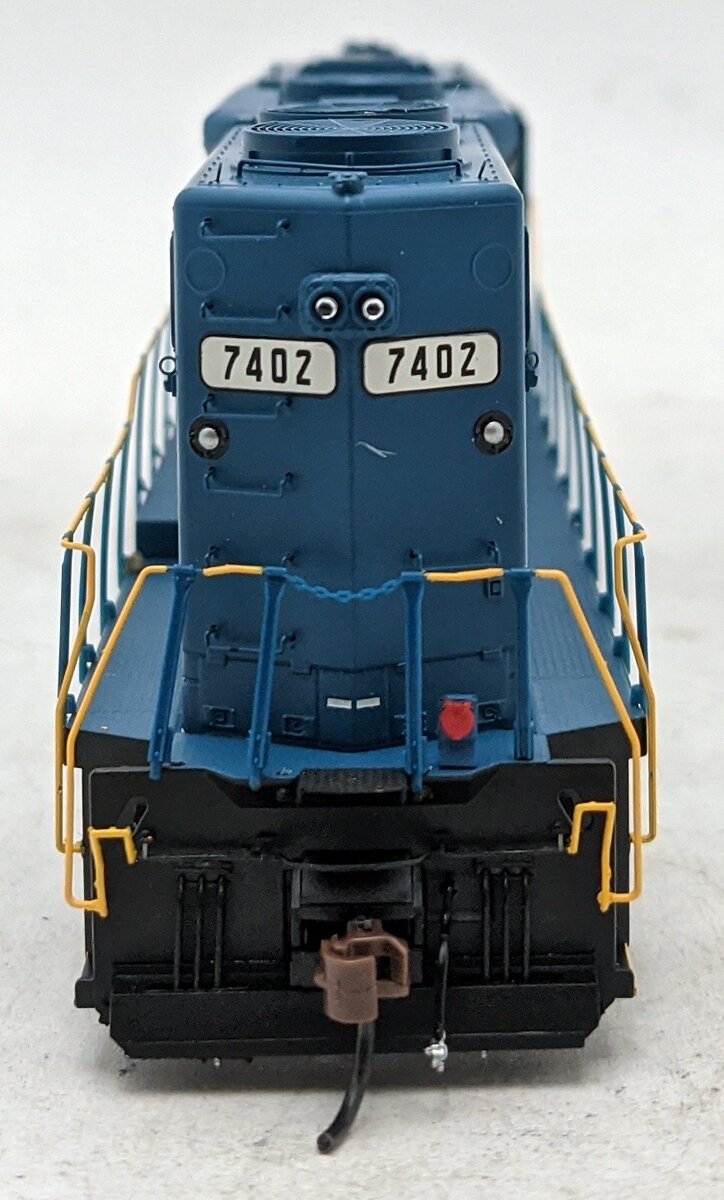 Athearn G64615 HO Delaware & Hudson GP39-2 Diesel Locomotive DCC/Sound #7402