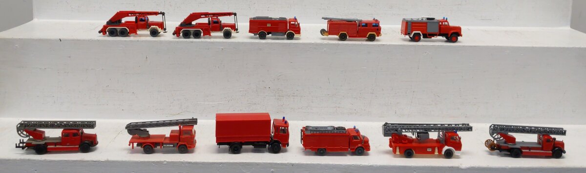 Wiking HO Scale Assorted Cars [11] EX