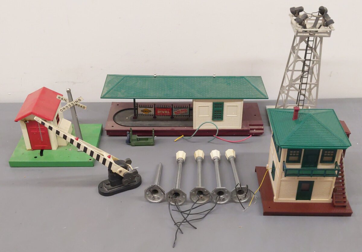 Lionel Vintage O Postwar Accessories # 395, 252, 356, 445, 45N & 71 [9] VG