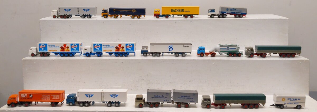 Wiking HO Scale Assorted Cars [14] EX