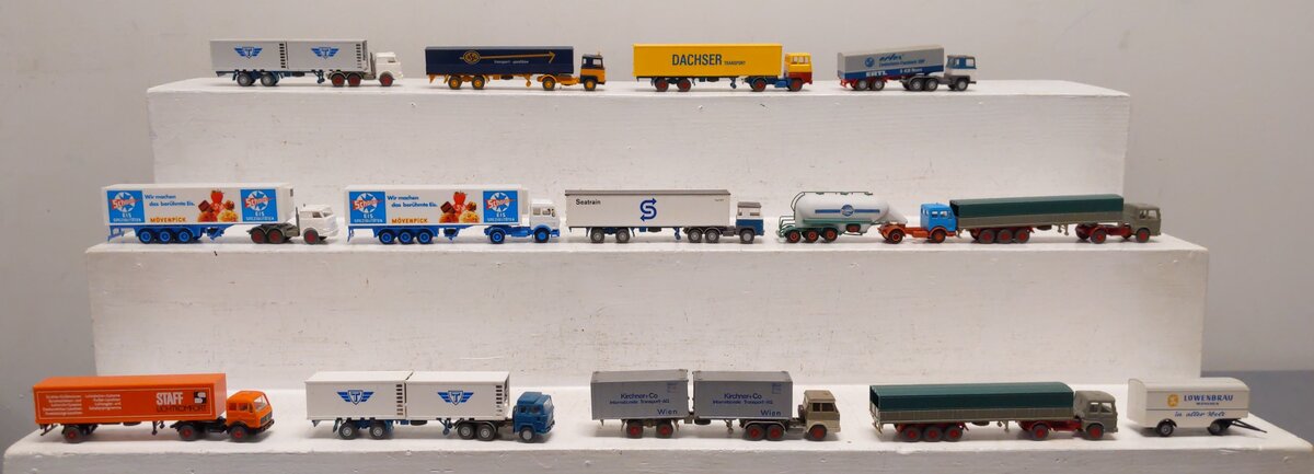Wiking HO Scale Assorted Cars [14] EX