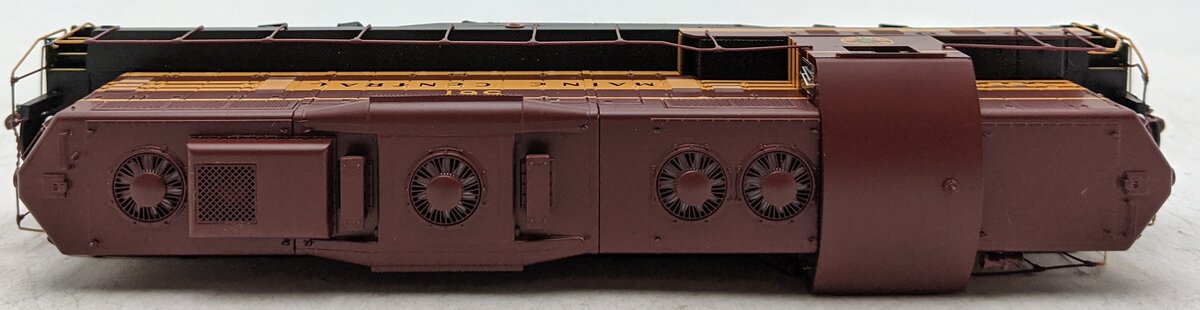 Athearn G64284 HO Maine Central GP7 Diesel Locomotive #561 with DCC & Sound