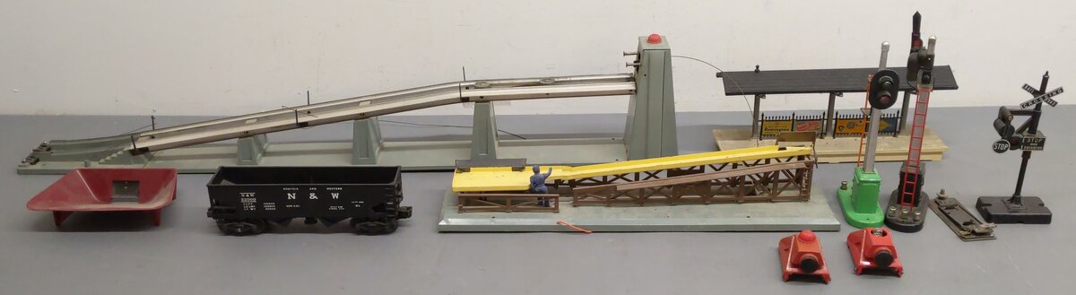 Lionel Vintage O Postwar Accessories # 151, 140, 156, 456, 260, 362 & 153 [8]