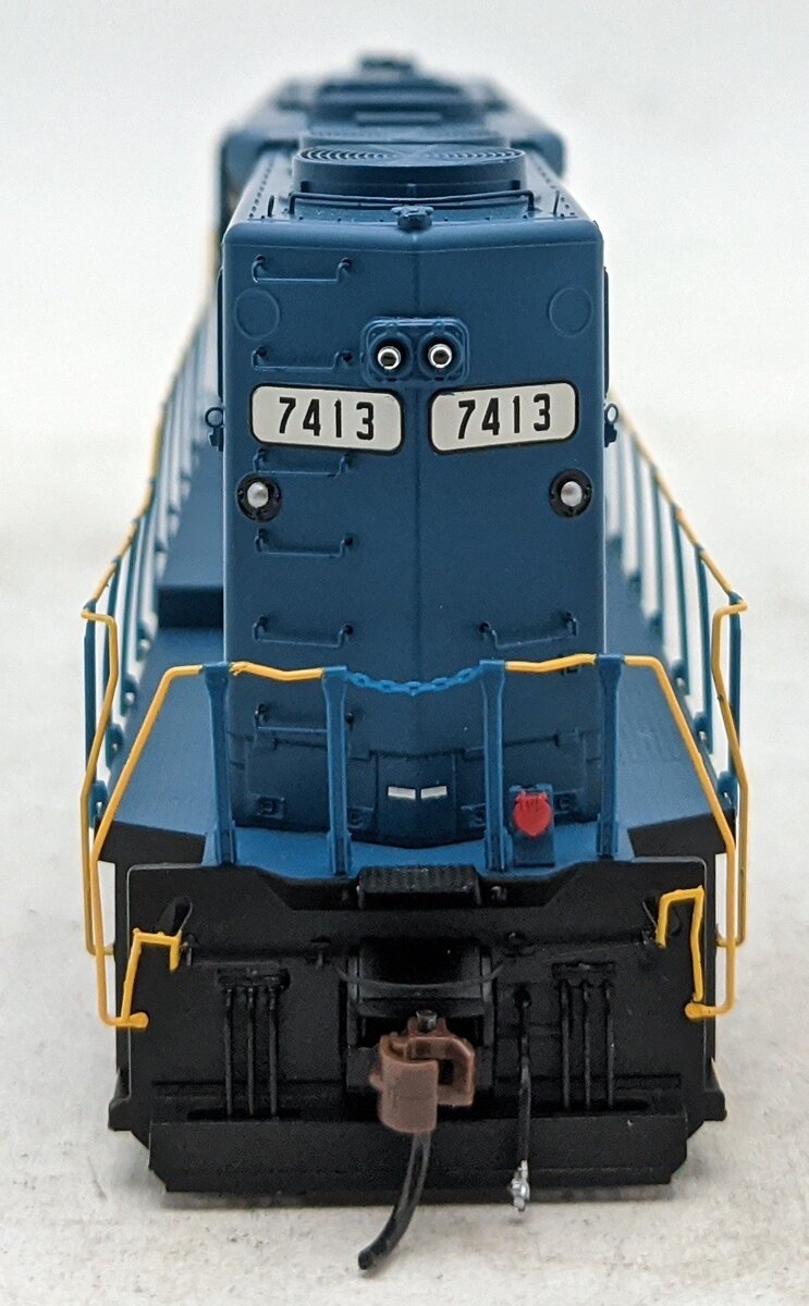 Athearn G64616 HO Delaware & Hudson GP39-2 Diesel Locomotive DCC/Sound #7413