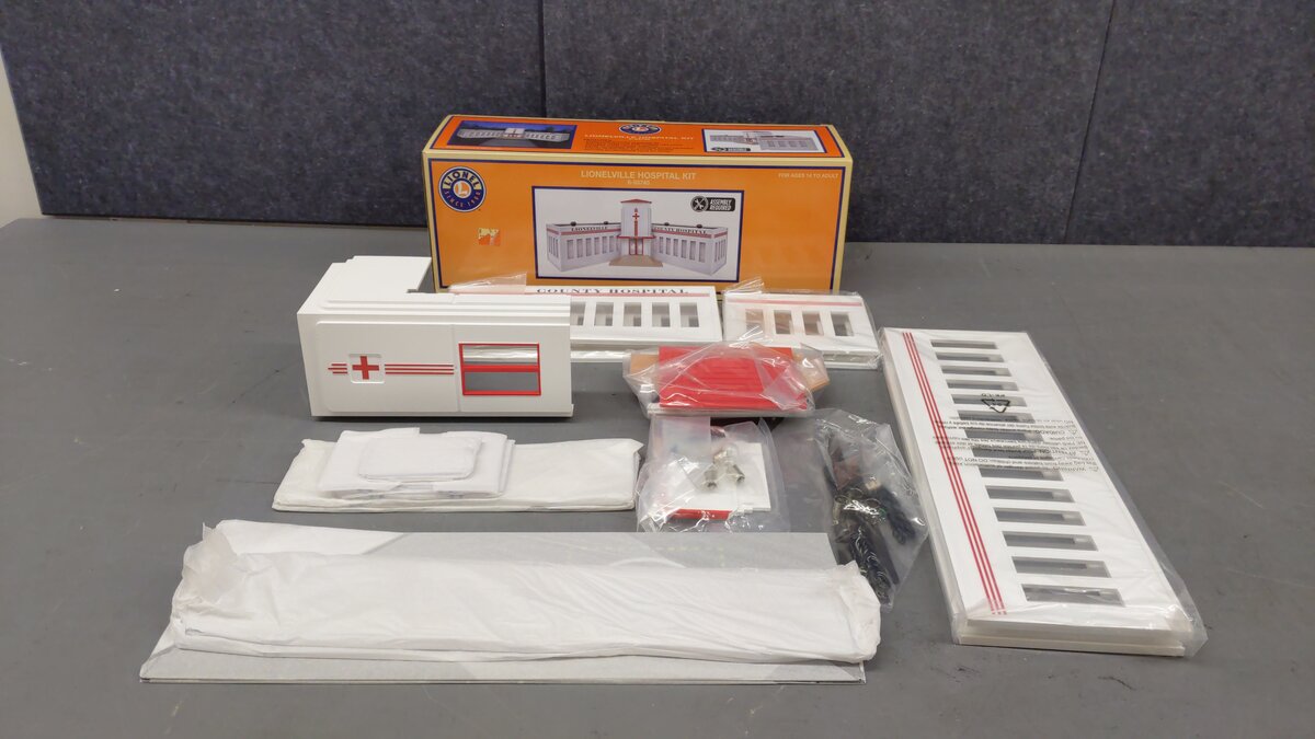 Lionel 6-83745 O Lionelville Hospital
