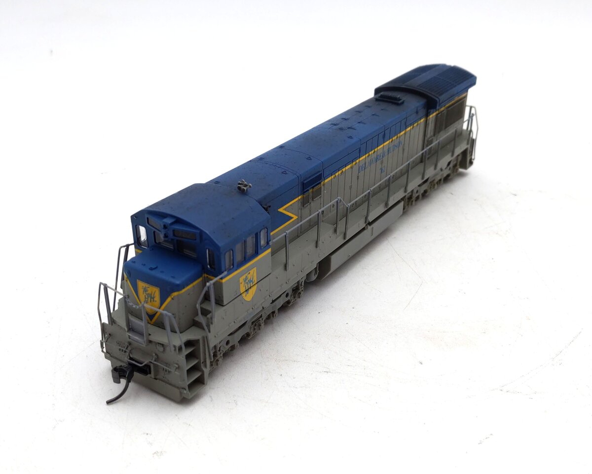 Atlas 8515 HO Scale Delaware & Hudson Weathered U33C Diesel #762 w/DCC/Box