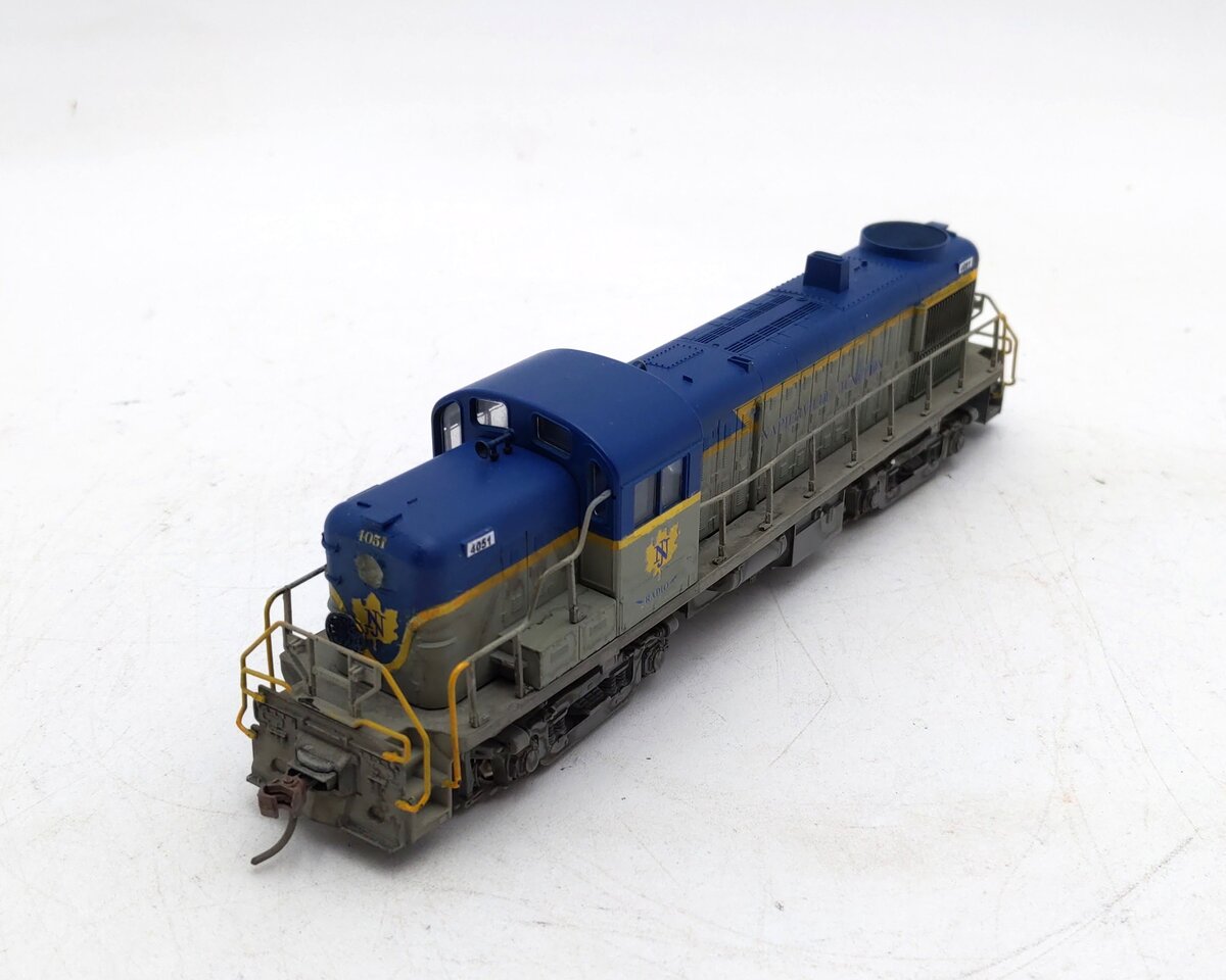 Atlas 8011 HO Scale Delaware & Hudson RS-3 Diesel Locomotive #4051 w/DCC Custom/Box
