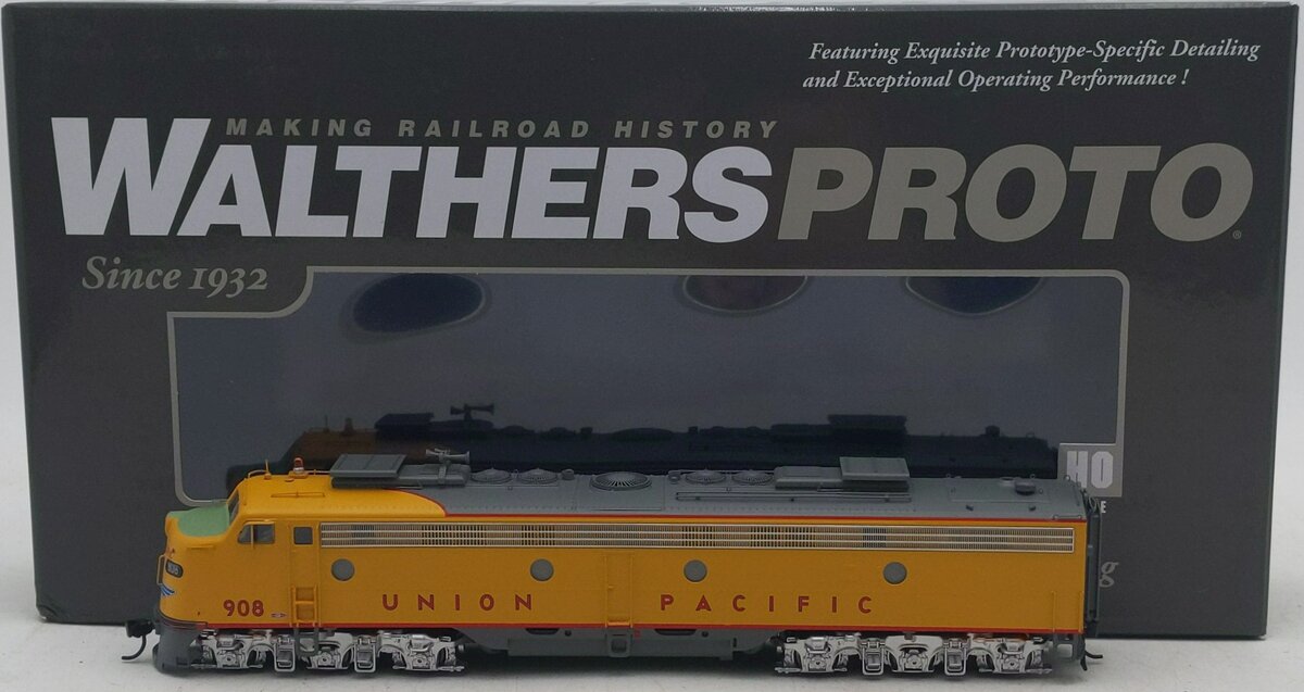 Walthers 920-42378 HO Union Pacific EMD E9A Diesel Locomotive #908 w/ DCC