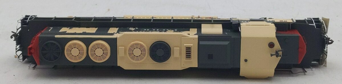 Athearn 86829 HO SP/Desert Storm RTR SD40R Diesel Locomotive DCC & Sound #7319