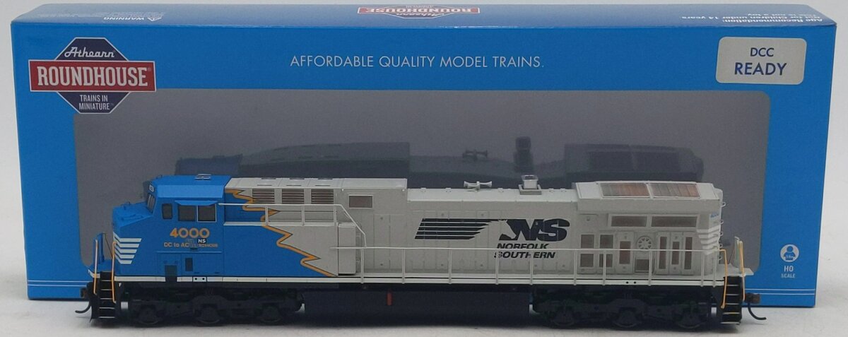 Roundhouse 97254 HO Norfolk Southern ACC44C6M Diesel Locomotive #4000