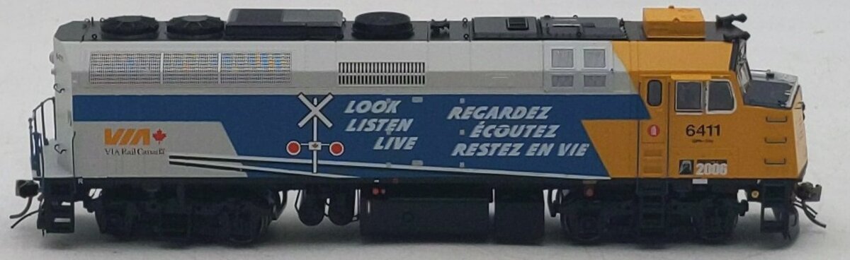 Rapido Trains 80559 HO VIA Operation Lifesaver EMD F40PH-2D Diesel Loco #6411