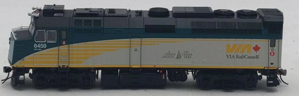 Rapido Trains 82519 HO VIA Rail EMD Rebuilt F40PH-2D Diesel #6459679 w/ DCC