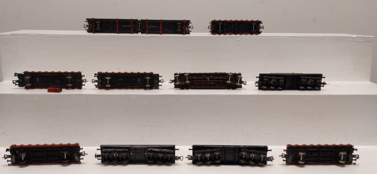 Fleischmann HO Scale Assorted Cars [23] EX