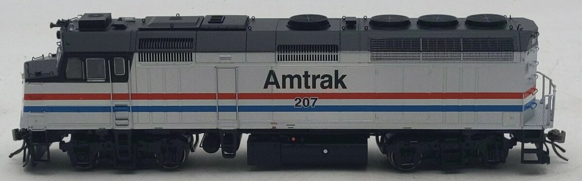 Rapido Trains 83503 HO Amtrak F40PH Diesel Locomotive #207 w/ DC/DCC/Sound