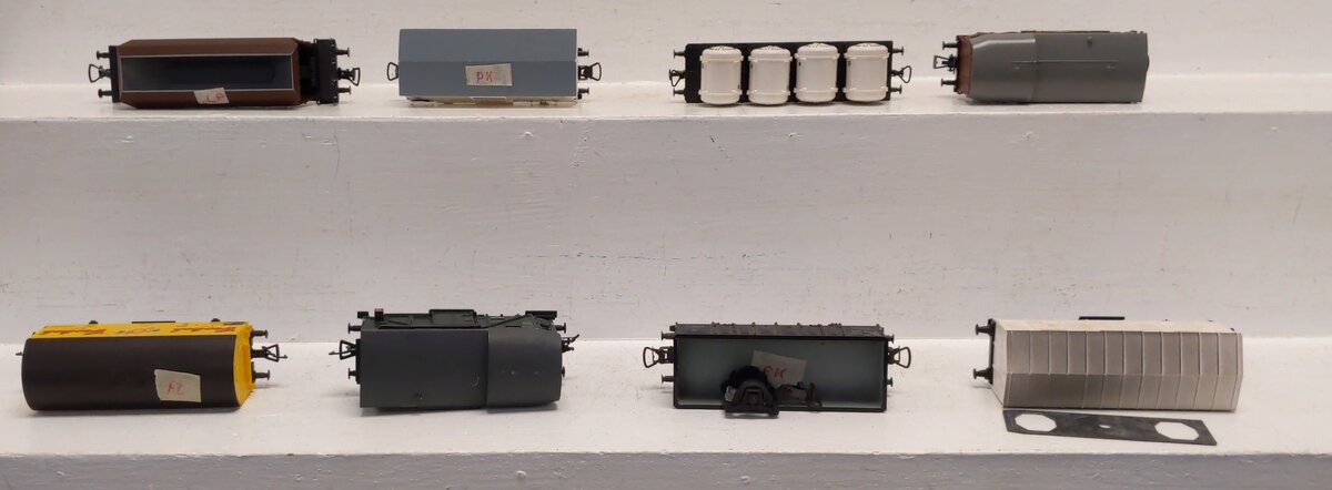 Piko, Fleischmann & Klein Modellbahn HO Scale Assorted Cars [8] EX