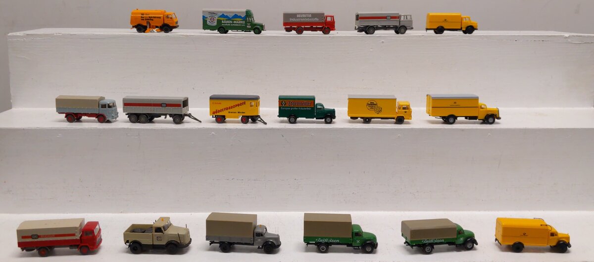 Brekina Automodelle, Roco & Wiking HO Scale Assorted Cars [17] EX