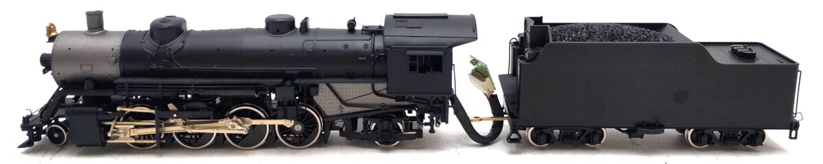 Athearn G9001 HO USRA 2-8-2 Mikado Undecorated Steam Locomotive & Tender