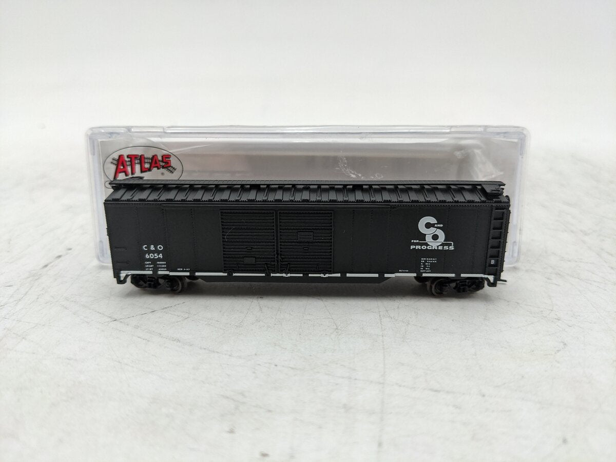 Atlas 36405 N Chesapeake & Ohio 50' Double Door Boxcar #6054