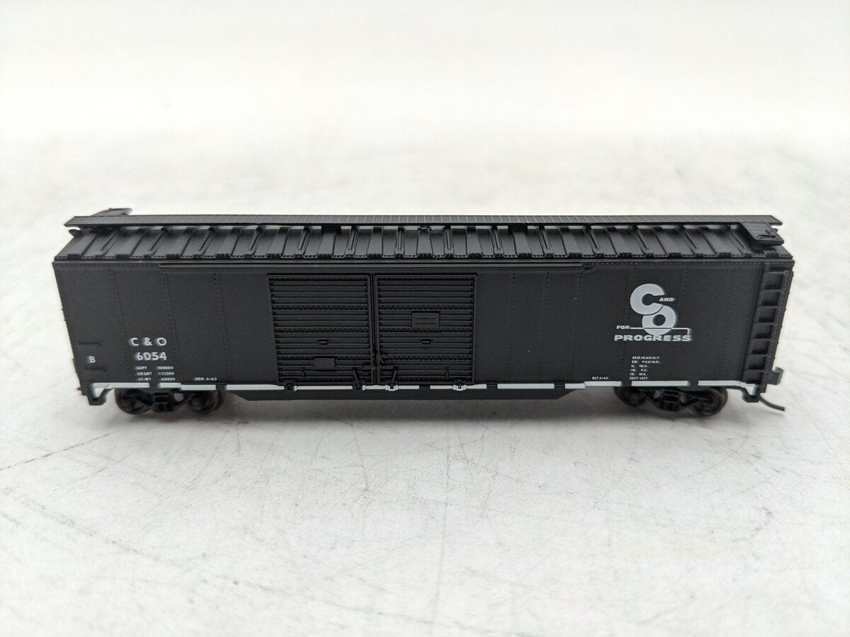 Atlas 36405 N Chesapeake & Ohio 50' Double Door Boxcar #6054