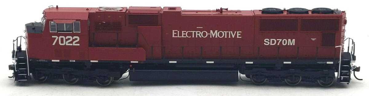 Athearn G69329 HO Electro-Motive Diesel Lease SD70M w/DCC & Sound #7022