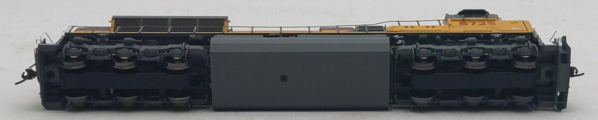 Athearn G68895 HO Union Pacific SD70ACe Diesel Locomotive #8725 w/ DCC & Sound