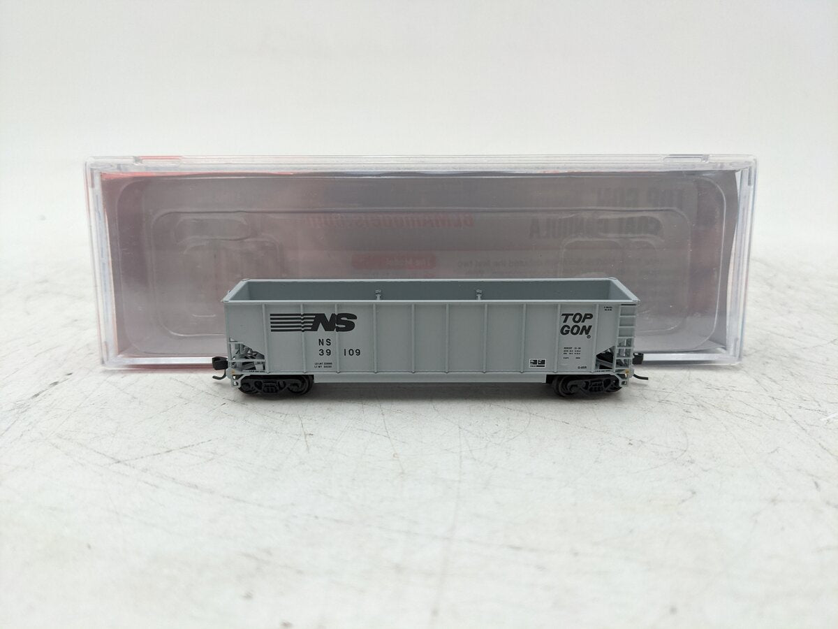 BLMA Models 10090 N Norfolk Southern G85R TOPGON #39109