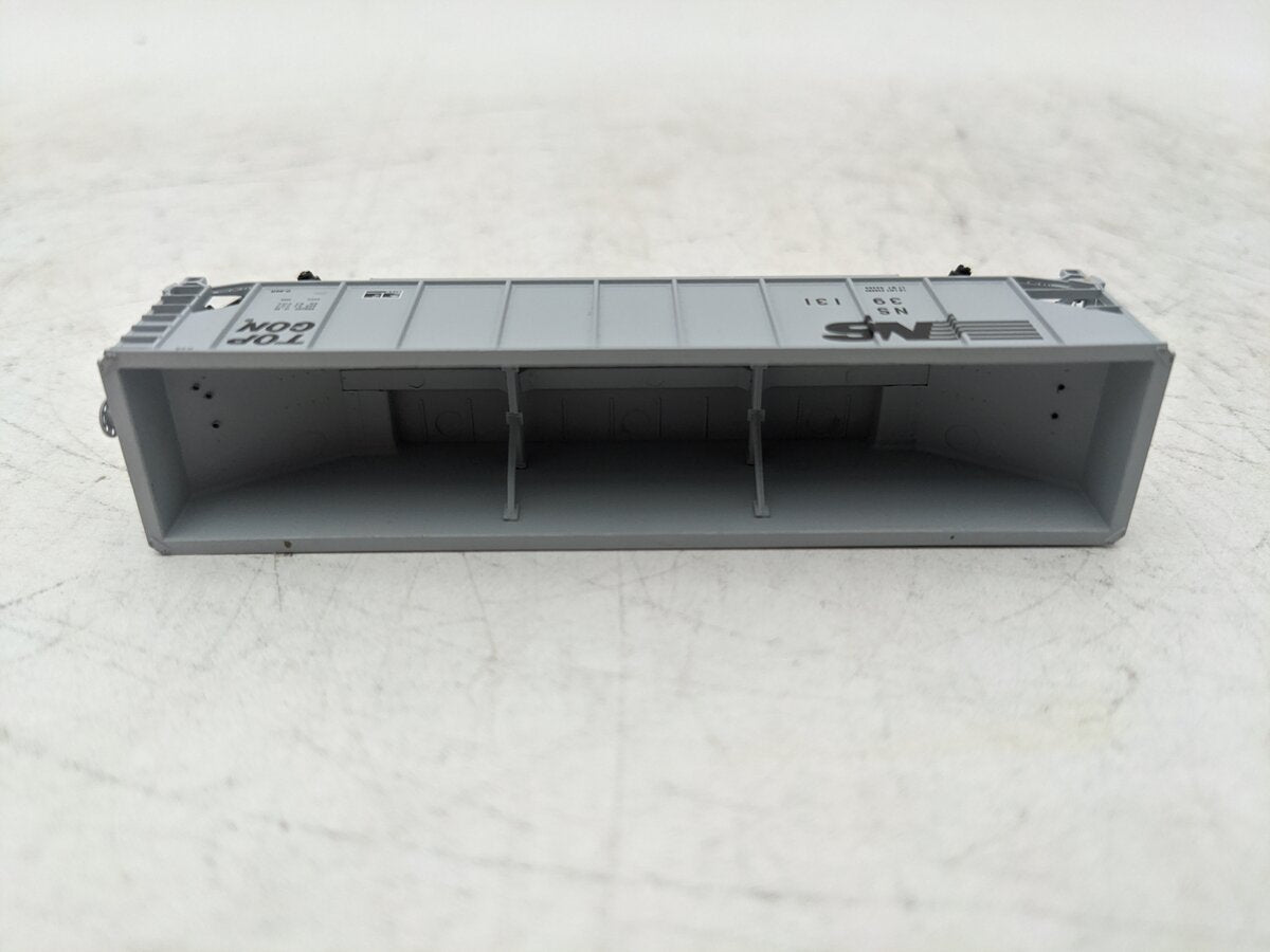 BLMA Models 10094 N Norfolk Southern G85R Topgon #39131