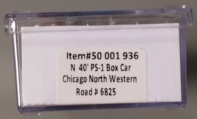 Atlas 50001936 N Chicago & North Western PS-1 40' Boxcar #6825