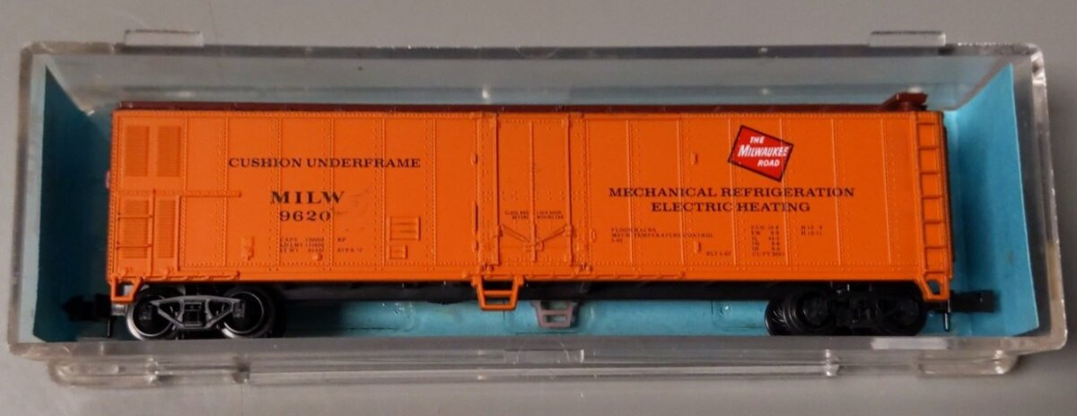 Atlas 3663 N Scale Milwaukee Mechanical Reefer LN/Box