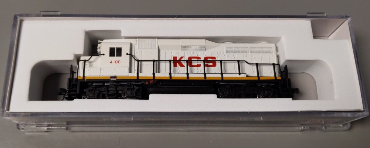 Atlas 40003752 N Kansas City Southern GP30 Phase 1 Diesel Locomotive #4106 LN/Box
