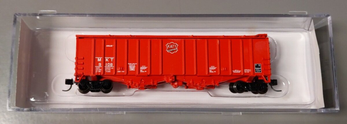 Bowser 37941 N Missouri Kansas Texas Air Slide Covered Hopper #9108
