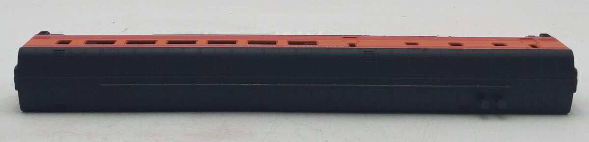 Rivarossi 2394/0 HO Southern Pacific Daylight Dining Car #124