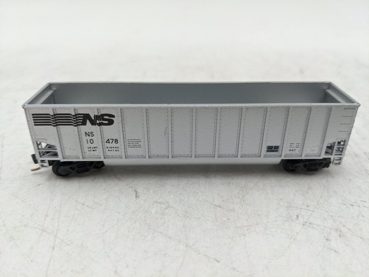 Deluxe Innovations 120010 N Scale Norfolk Southern Twin-Tub Coal Gondola #10478
