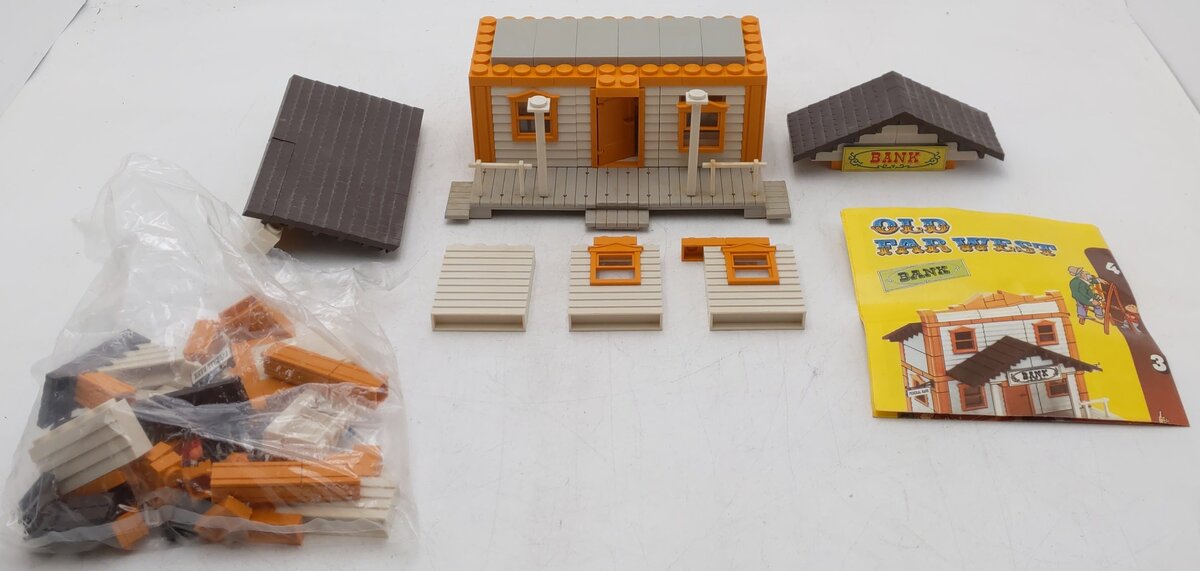 Old Far West 2031 HO Scale Bank Building Kit VG/Box