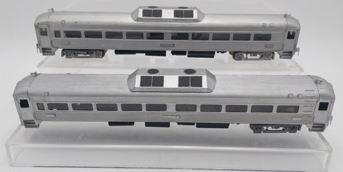HO Scale Sante Fe Silver Ribbed Passenger Budd Cars [2] VG