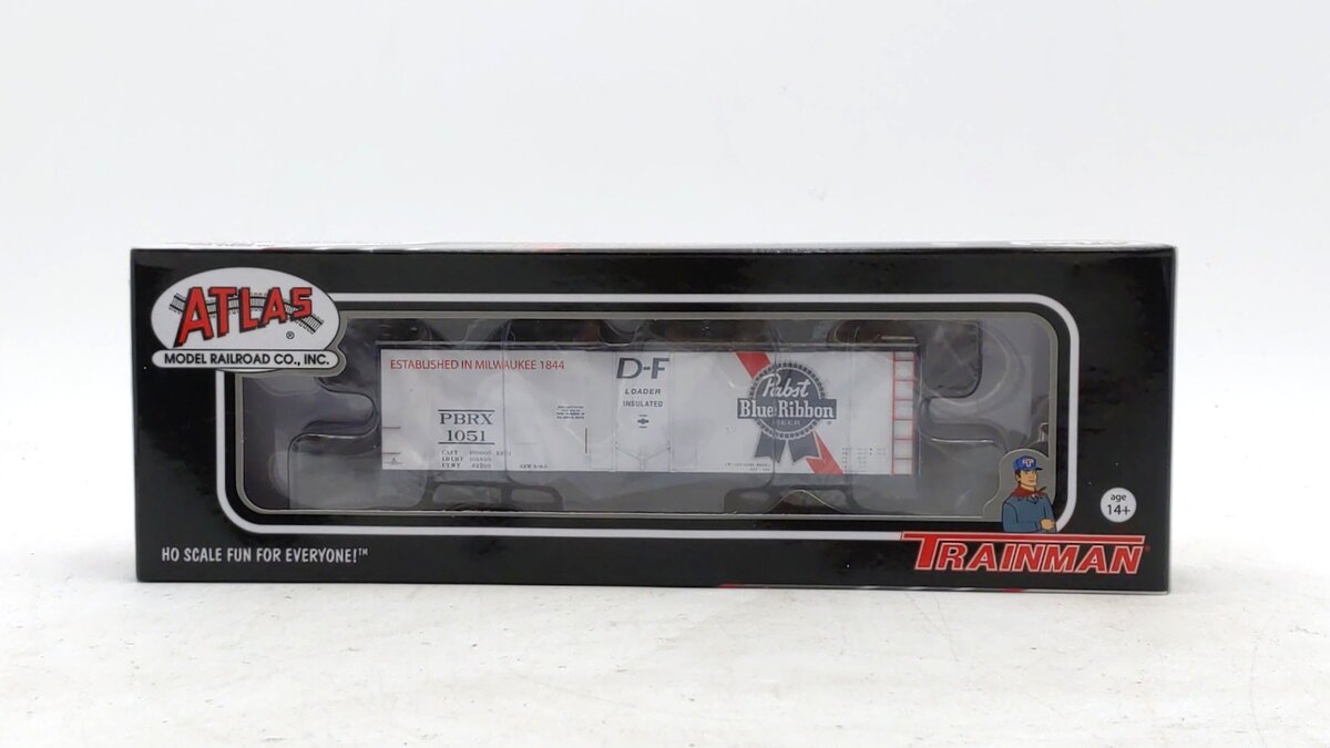 Atlas 20006332 HO Scale Pabst Blue Ribbon 40' Plug Door Boxcar #1051